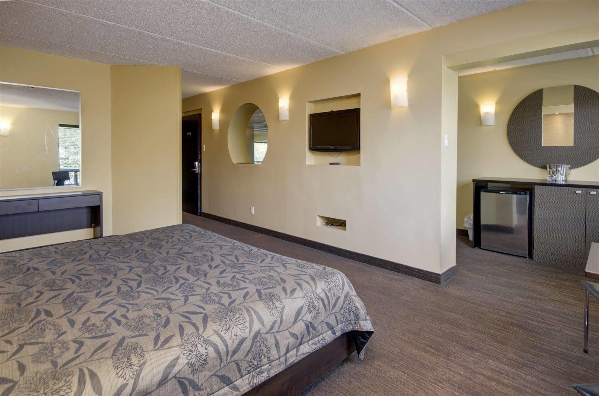 Motel Labarre Longueuil Exterior photo