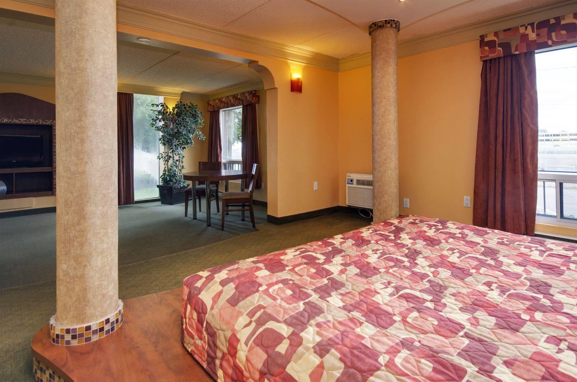 Motel Labarre Longueuil Exterior photo